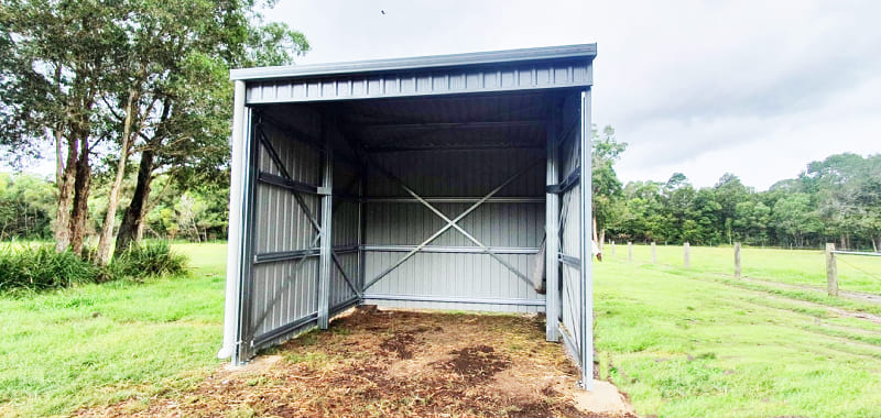 12. Equine Buildings - 3.5L x 3.5W x 2.4H