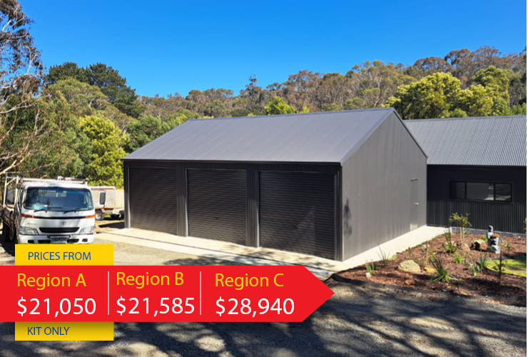 TRIPLE GARAGE